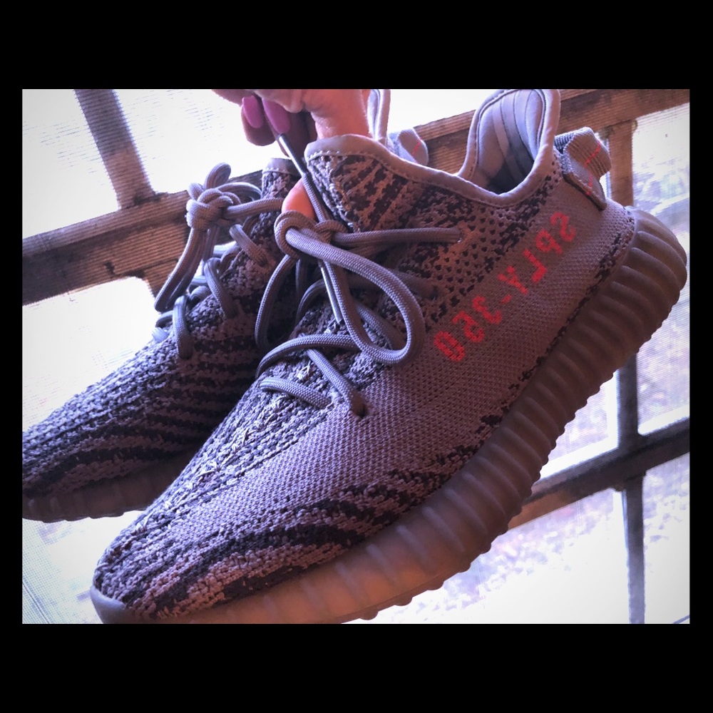 Yeezy beluga size 6.5